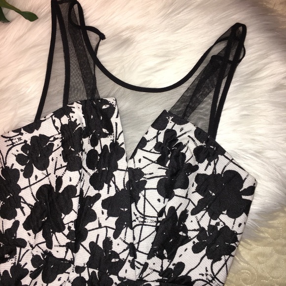 BCBGeneration Textured Illusion Floral Dress - Picture 5 of 7